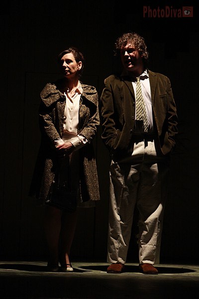 Preview show of The Graduate, 26 April - 5 May 2012 starring Philip Whittam, Tracy Higley, Anya Williment.